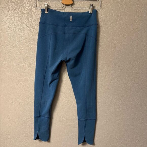 Free People Movement Teal Leggings Size Small - Picture 2 of 6